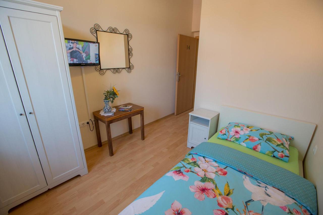 Hostel Sonce Ptuj Bagian luar foto