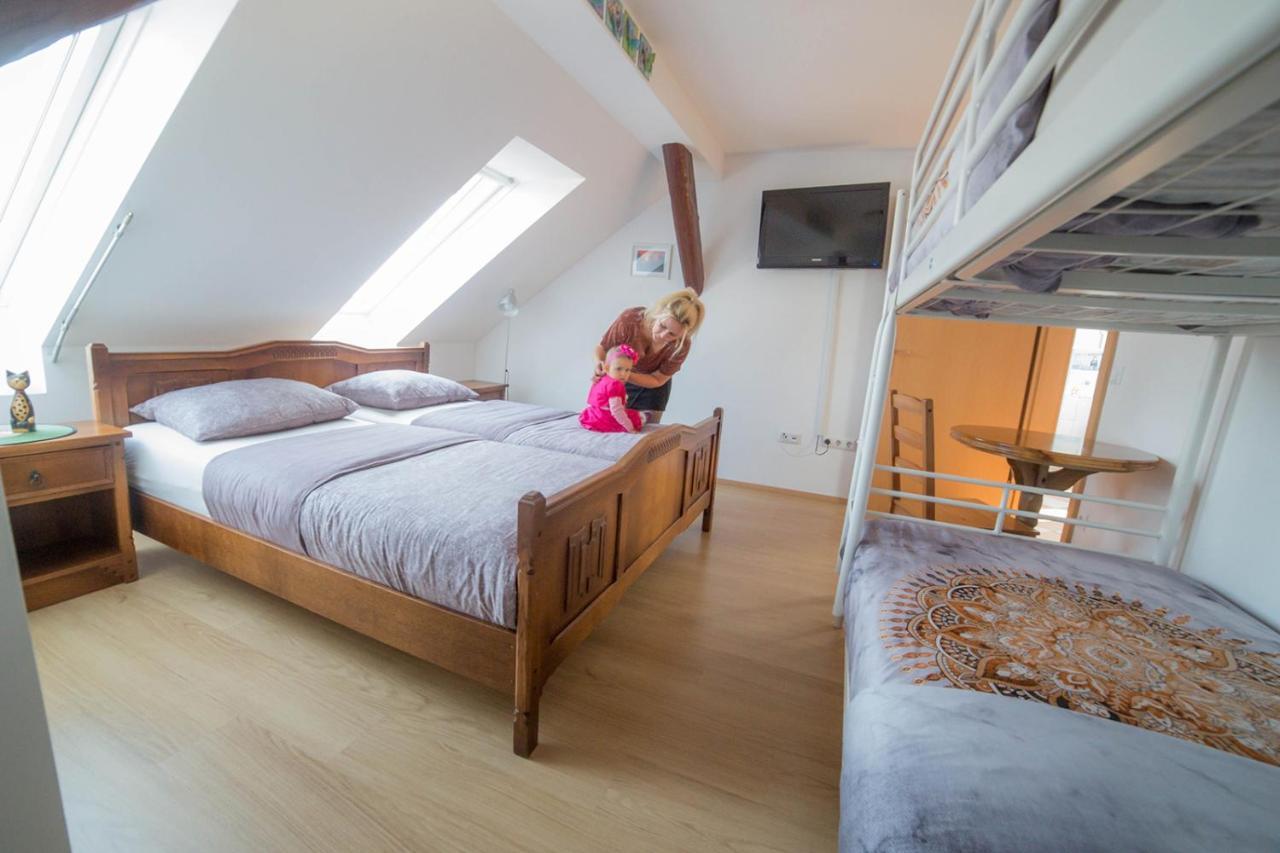 Hostel Sonce Ptuj Bagian luar foto